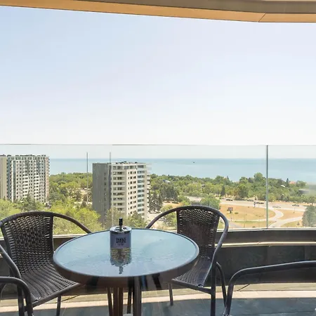 Cozy Sea View & Parking Apartman