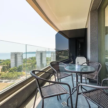 Cozy Sea View & Parking Appartement *