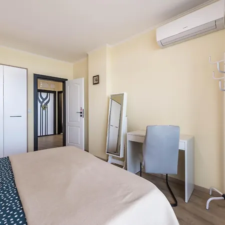 Apartmán Cozy Sea View & Parking *