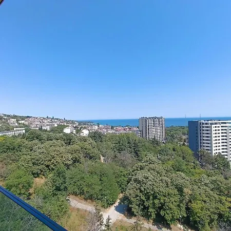 Apartmán Cozy Sea View & Parking *