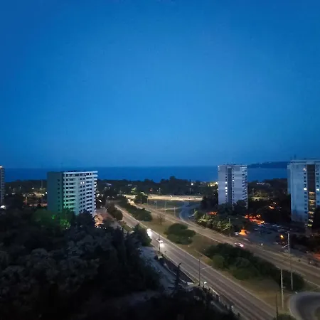 Cozy Sea View & Parking Apartmán