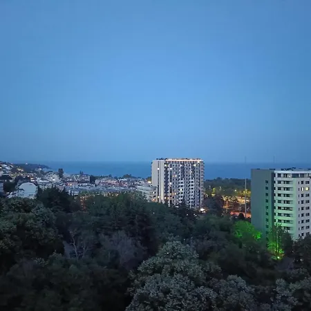 Apartmán Cozy Sea View & Parking *